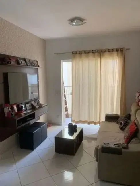Foto 2 de Apartamento com 2 quartos à venda, 62m2 em Jardim Jaraguá, Taubate - SP