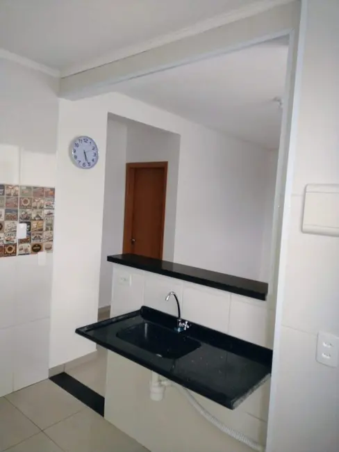 Foto 5 de Apartamento com 2 quartos à venda, 45m2 em Jardim Gurilândia, Taubate - SP