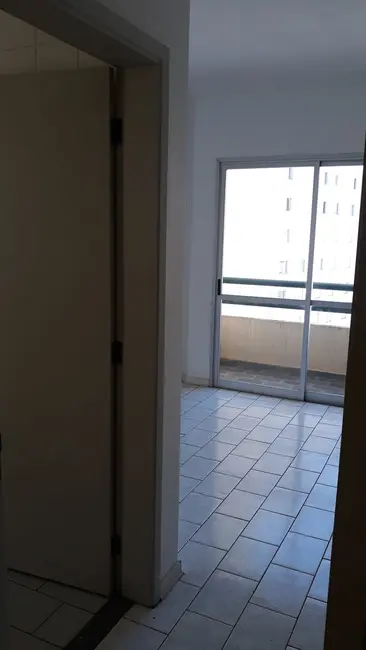 Foto 2 de Apartamento com 3 quartos à venda em Parque Senhor do Bonfim, Taubate - SP