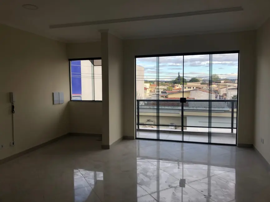 Foto 1 de Apartamento com 3 quartos para alugar, 79m2 em Centro, Pindamonhangaba, SP