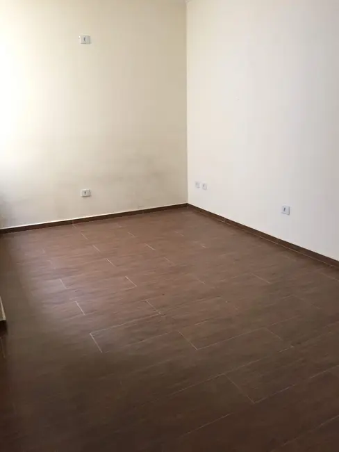Foto 3 de Apartamento com 3 quartos para alugar, 79m2 em Centro, Pindamonhangaba - SP