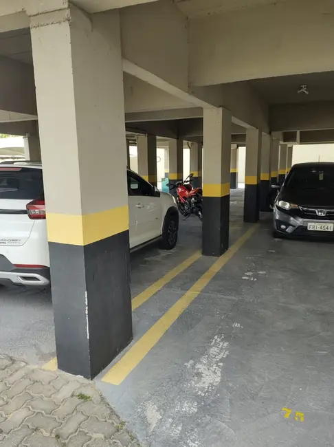 Foto 2 de Apartamento com 2 quartos à venda, 69m2 em Pindamonhangaba - SP