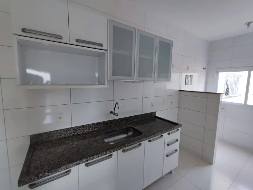 Foto 3 de Apartamento com 2 quartos à venda, 69m2 em Pindamonhangaba - SP