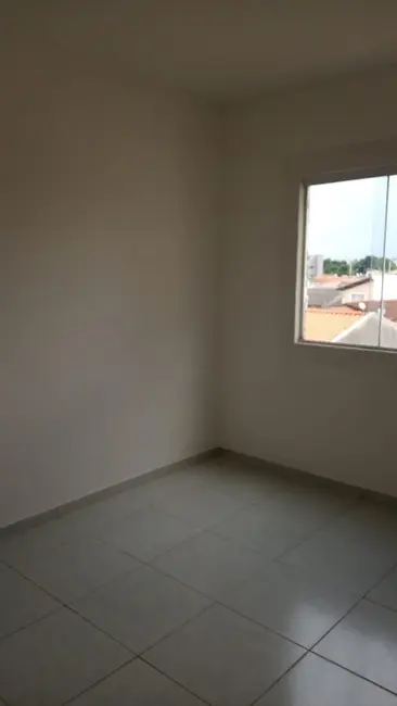 Foto 2 de Apartamento com 2 quartos à venda, 101m2 em Parque Taubateguassu, Taubate - SP