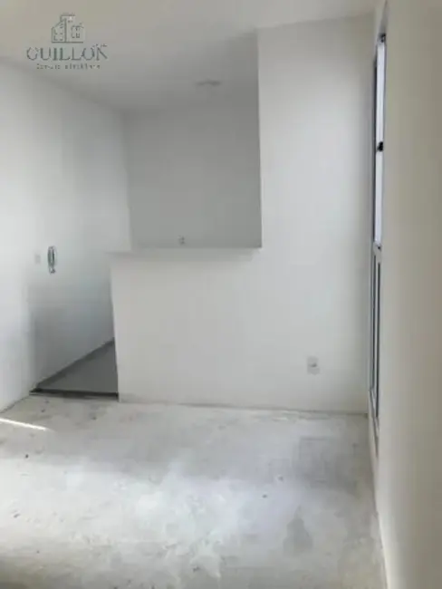 Foto 1 de Apartamento com 2 quartos à venda, 42m2 em Jardim das Bandeiras, Taubate - SP