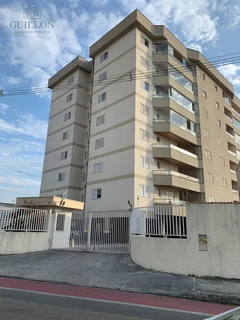 Apartamento com 3 quartos à venda em Pindamonhangaba - SP - imagem 1 Foto 1 de Apartamento com 3 quartos à venda em Pindamonhangaba - SP