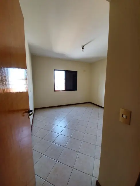 Foto 9 de Apartamento com 2 quartos à venda, 76m2 em Centro, Taubate - SP