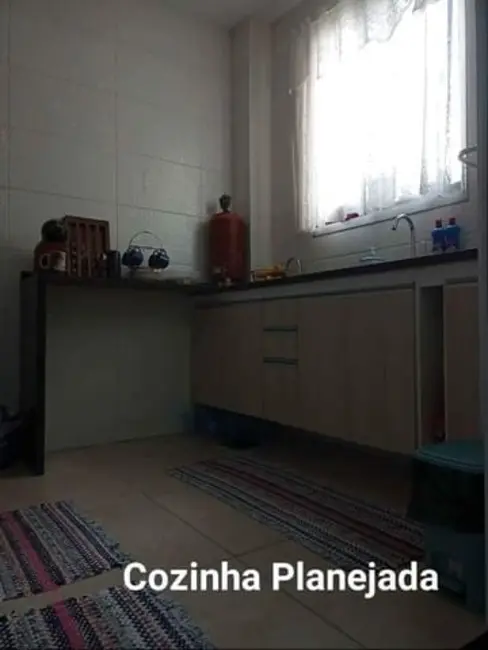 Foto 2 de Apartamento com 2 quartos à venda, 44m2 em Residencial Sítio Santo Antônio, Taubate - SP
