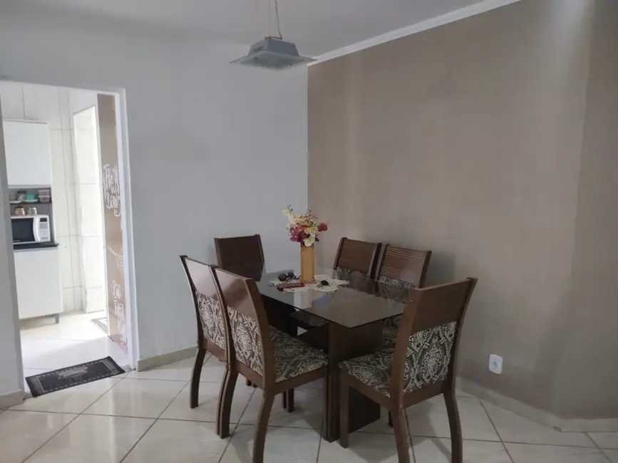Foto 1 de Apartamento com 3 quartos à venda, 163m2 em Parque São Domingos, Pindamonhangaba - SP