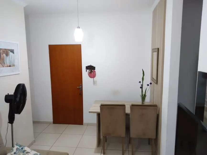 Foto 4 de Apartamento com 2 quartos à venda, 45m2 em Residencial e Comercial Cidade Morumbi, Pindamonhangaba - SP