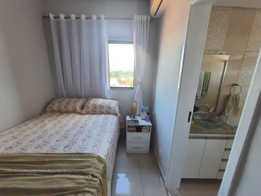 Foto 6 de Apartamento com 3 quartos à venda, 120m2 em Parque São Domingos, Pindamonhangaba - SP