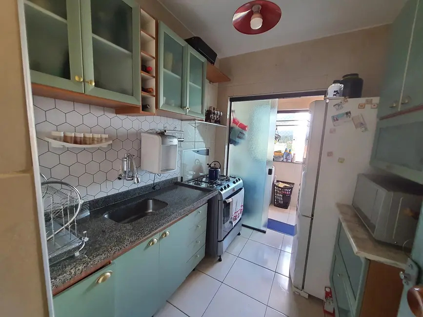 Foto 3 de Apartamento com 3 quartos à venda, 120m2 em Parque São Domingos, Pindamonhangaba - SP