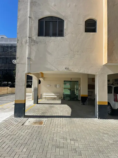 Foto 3 de Apartamento com 3 quartos à venda, 140m2 em Santana, Pindamonhangaba - SP