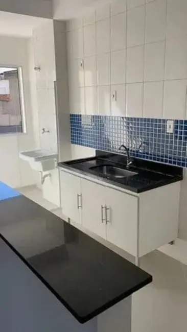 Foto 2 de Apartamento com 2 quartos à venda, 65m2 em Piracangaguá, Taubate - SP