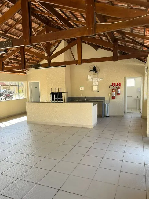 Foto 2 de Apartamento com 2 quartos à venda, 44m2 em Jardim Jaraguá, Taubate - SP