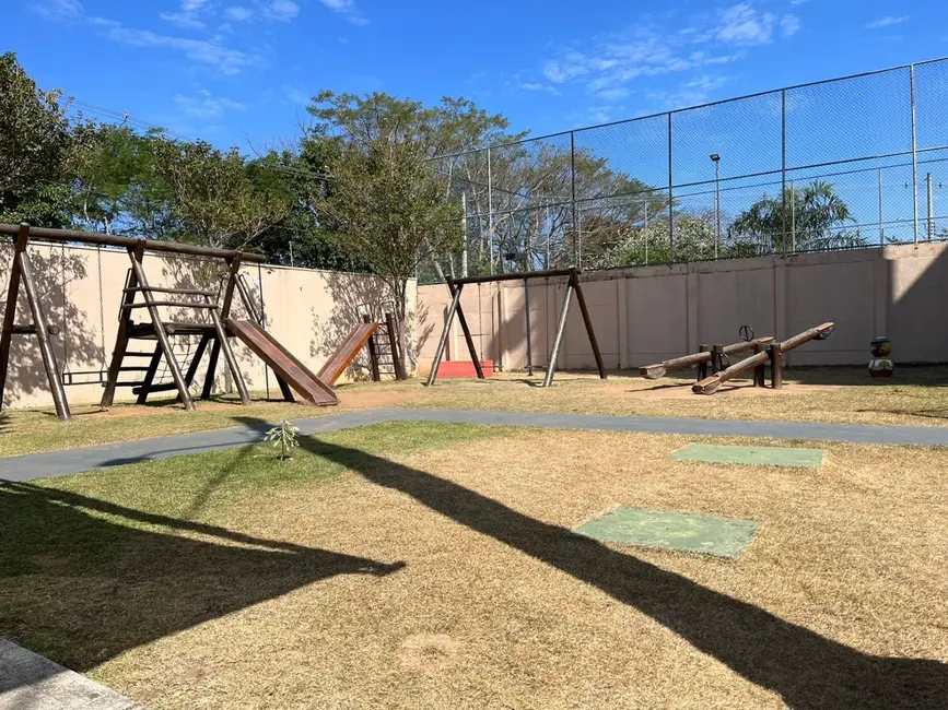 Foto 3 de Apartamento com 2 quartos à venda, 44m2 em Jardim Jaraguá, Taubate - SP