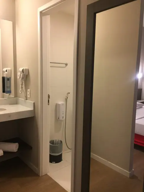 Loft / Flat com 1 quarto à venda, 18m2 em Pindamonhangaba - SP - imagem 8 Foto 8 de Loft / Flat com 1 quarto à venda, 18m2 em Pindamonhangaba - SP