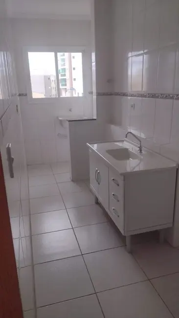 Foto 3 de Apartamento com 2 quartos à venda, 52m2 em Residencial Portal da Mantiqueira, Taubate - SP