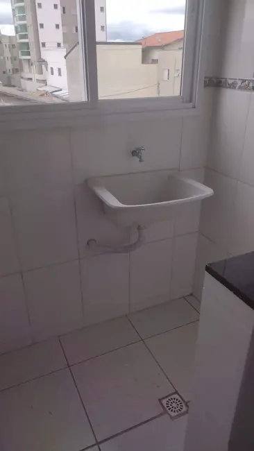 Foto 4 de Apartamento com 2 quartos à venda, 52m2 em Residencial Portal da Mantiqueira, Taubate - SP