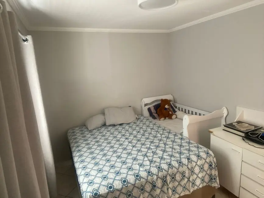 Foto 9 de Apartamento com 2 quartos à venda, 68m2 em Centro, Pindamonhangaba - SP