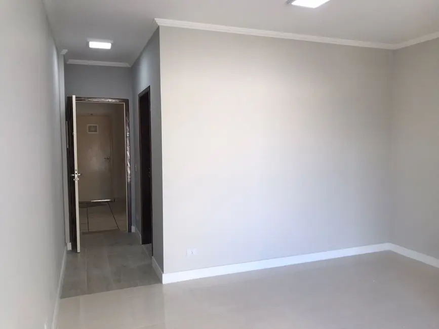 Foto 7 de Apartamento com 3 quartos à venda, 70m2 em Jardim Jaraguá, Taubate - SP