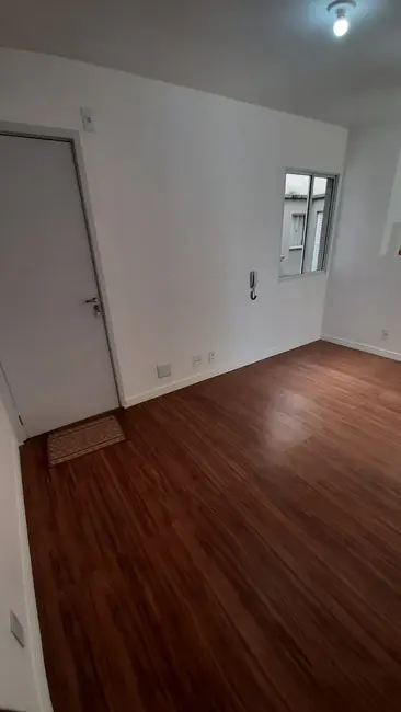 Foto 5 de Apartamento com 2 quartos à venda, 45m2 em Conjunto Residencial Araretama, Pindamonhangaba - SP