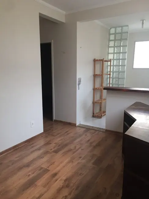 Foto 3 de Apartamento com 2 quartos à venda, 44m2 em Residencial Sítio Santo Antônio, Taubate - SP