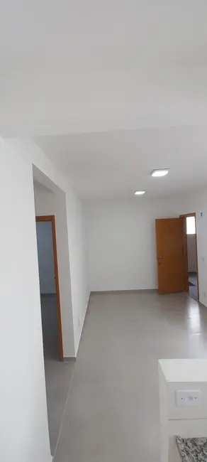 Foto 5 de Apartamento com 2 quartos à venda, 44m2 em Jardim Gurilândia, Taubate - SP