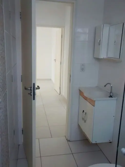 Foto 2 de Apartamento com 2 quartos à venda, 60m2 em Mombaça, Pindamonhangaba - SP