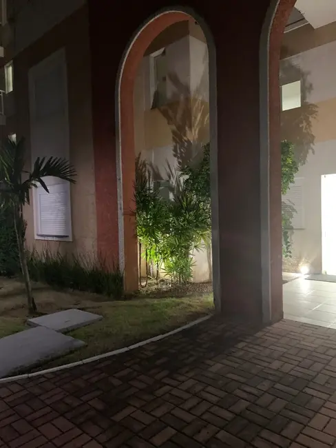 Foto 4 de Apartamento com 2 quartos à venda, 52m2 em Pindamonhangaba - SP