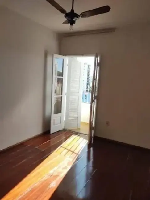 Foto 9 de Apartamento com 4 quartos à venda, 115m2 em Centro, Guaratingueta - SP