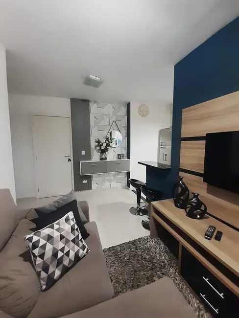 Foto 2 de Apartamento com 2 quartos à venda, 47m2 em Santana, Pindamonhangaba - SP