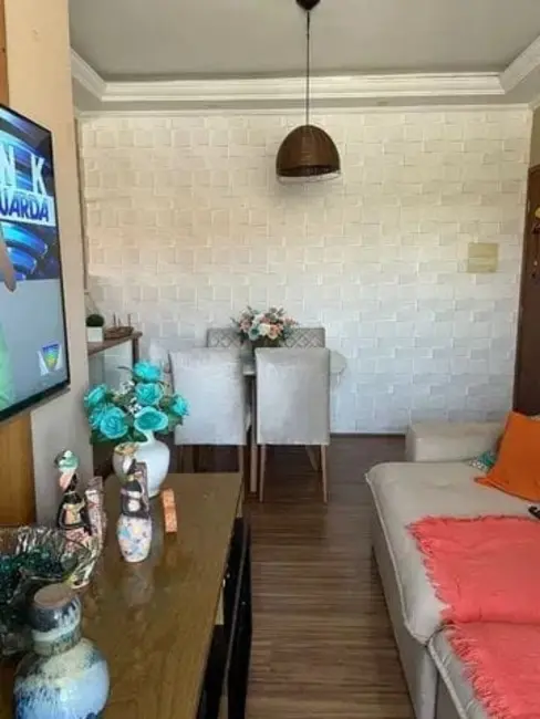Foto 2 de Apartamento com 2 quartos à venda, 58m2 em Jardim Gurilândia, Taubate - SP