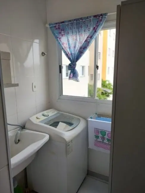 Foto 3 de Apartamento com 2 quartos à venda, 57m2 em Jardim Gurilândia, Taubate - SP
