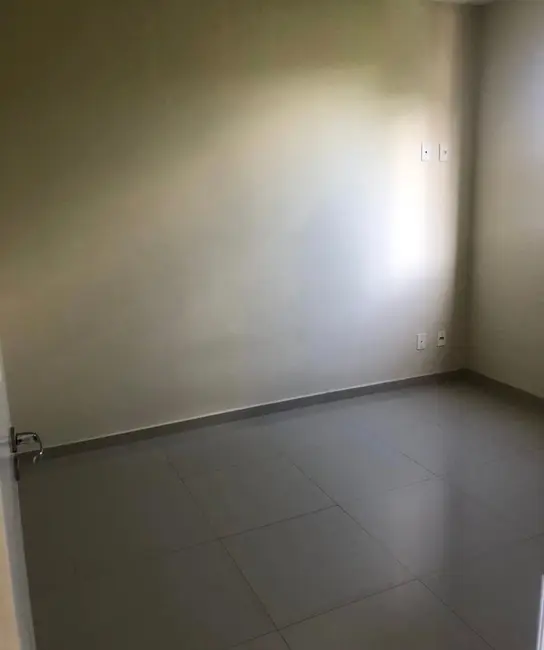 Foto 4 de Apartamento com 2 quartos à venda em Residencial Sítio Santo Antônio, Taubate - SP