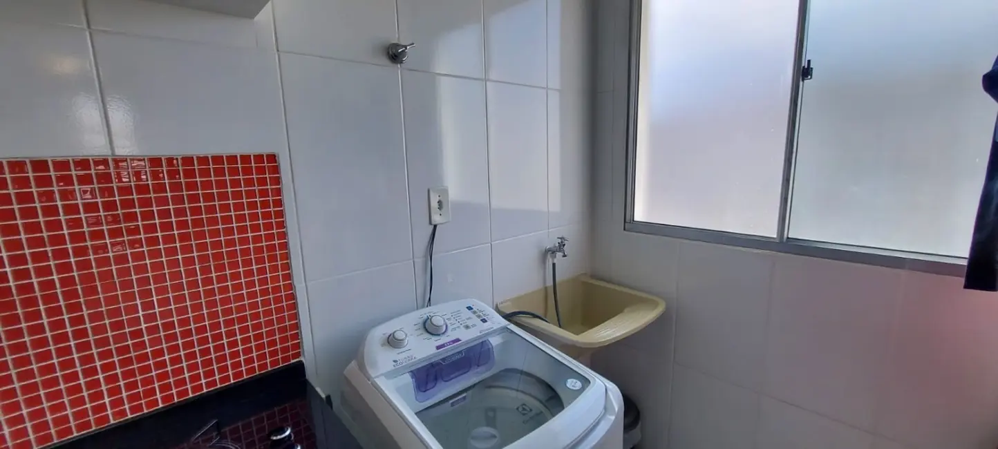 Foto 2 de Apartamento com 2 quartos à venda, 45m2 em Crispim, Pindamonhangaba - SP