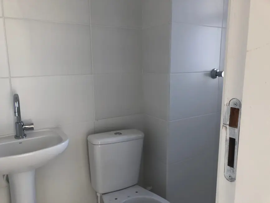 Foto 2 de Apartamento com 2 quartos à venda, 52m2 em Pindamonhangaba - SP