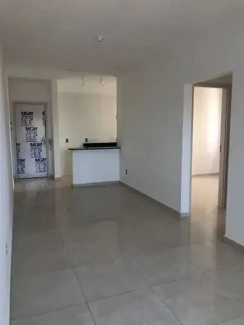Foto 3 de Apartamento com 2 quartos à venda, 64m2 em Vila São José, Taubate - SP
