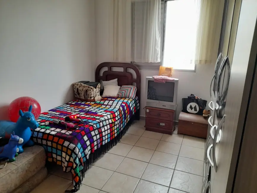 Foto 8 de Apartamento com 2 quartos à venda, 71m2 em São Benedito, Pindamonhangaba - SP