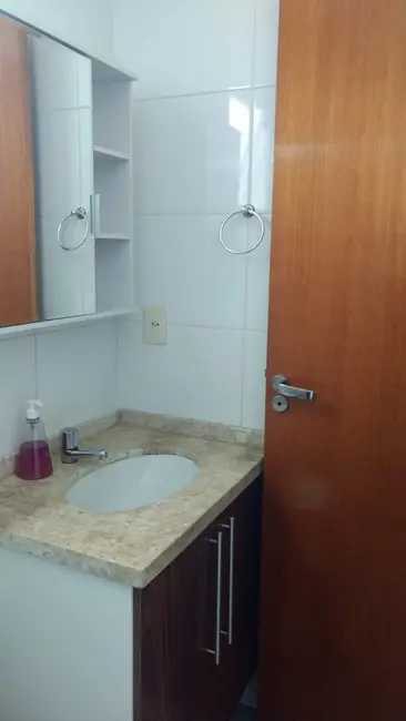 Foto 3 de Apartamento com 2 quartos à venda, 68m2 em Granja Daniel, Taubate - SP