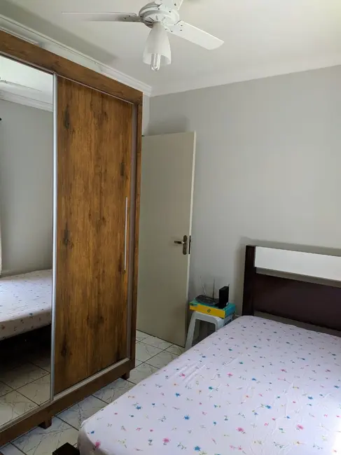 Foto 2 de Apartamento com 2 quartos à venda, 54m2 em Parque São Luís, Taubate - SP