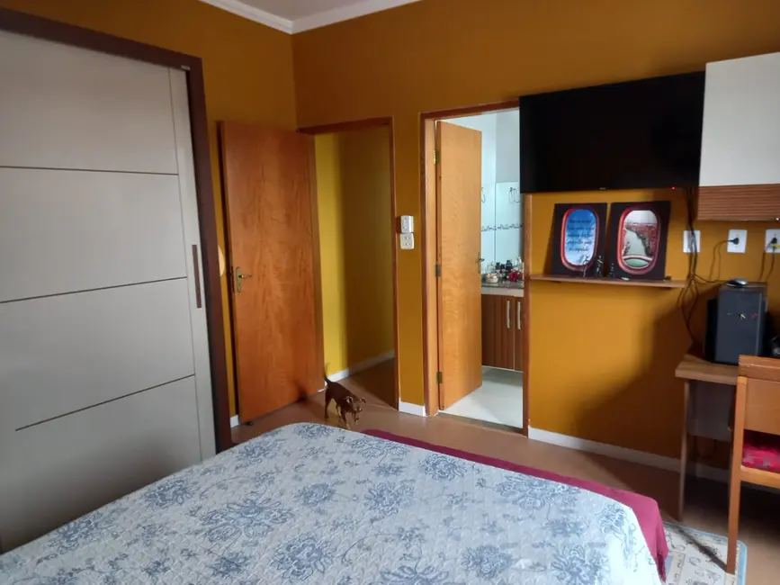Apartamento com 2 quartos à venda, 82m2 em Pindamonhangaba - SP - imagem 1 Foto 1 de Apartamento com 2 quartos à venda, 82m2 em Pindamonhangaba - SP