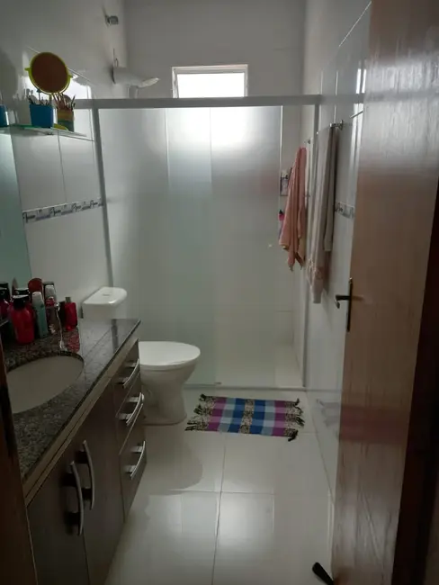 Apartamento com 2 quartos à venda, 82m2 em Pindamonhangaba - SP - imagem 3 Foto 3 de Apartamento com 2 quartos à venda, 82m2 em Pindamonhangaba - SP