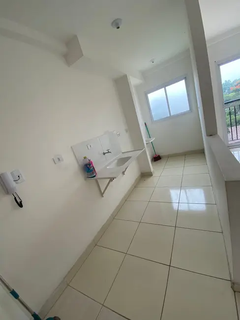 Foto 2 de Apartamento com 2 quartos à venda, 50m2 em Jardim Eloyna, Pindamonhangaba - SP