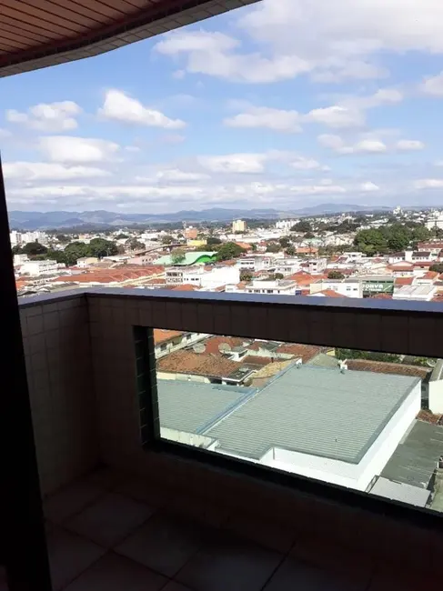 Foto 1 de Cobertura com 3 quartos à venda e para alugar, 150m2 em Centro, Pindamonhangaba - SP