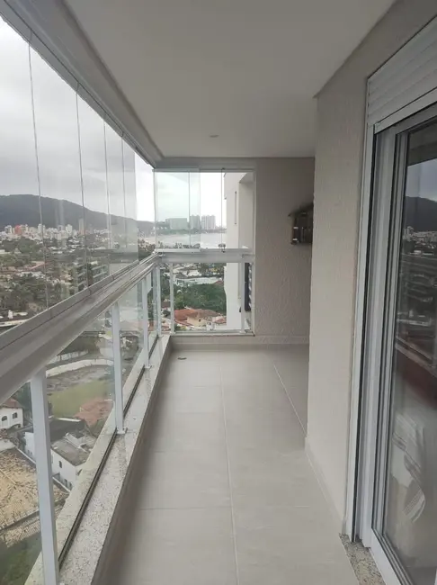 Foto 1 de Apartamento com 2 quartos à venda, 69m2 em Jardim Virgínia, Guaruja - SP