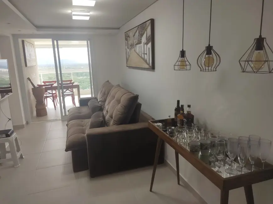 Foto 4 de Apartamento com 2 quartos à venda, 69m2 em Jardim Virgínia, Guaruja - SP