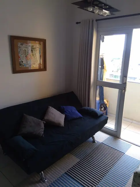 Foto 2 de Apartamento com 2 quartos à venda, 57m2 em Jardim Gurilândia, Taubate - SP