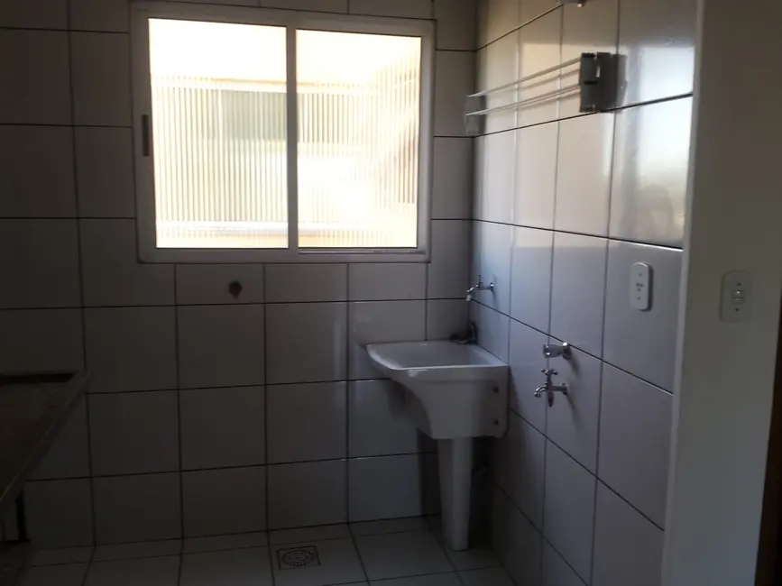 Foto 2 de Apartamento com 1 quarto à venda, 40m2 em Centro, Pindamonhangaba - SP