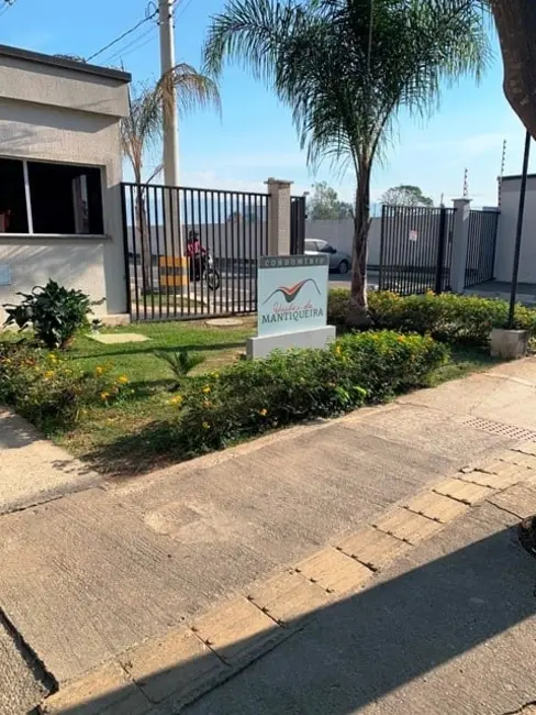 Foto 1 de Apartamento com 2 quartos à venda, 44m2 em Pindamonhangaba - SP